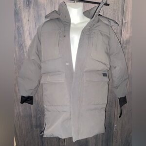 Zara women’s Gray Parka Coat size 9
